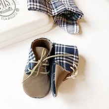 Cargar imagen en el visor de la galería, Zapato bebé fallero