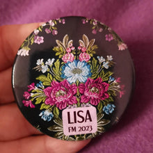 Cargar imagen en el visor de la galería, Chapas personalizadas traje fallera