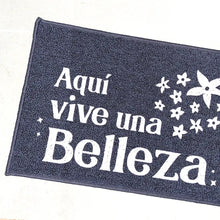 Cargar imagen en el visor de la galería, Felpudo Belleza - Hogueras