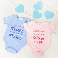Cargar imagen en el visor de la galería, Bodys para bebés con lemas de Hogueras. Bellesa del Foc.