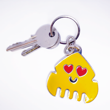Cargar imagen en el visor de la galería, Llavero fallero peineta emoji.