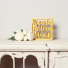 Cargar imagen en el visor de la galería, Decoración de corcho. Viva la Fallera Mayor.