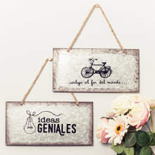 Cargar imagen en el visor de la galería, Placas decorativas metálicas.