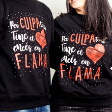 Cargar imagen en el visor de la galería, Sudadera fallera 'Tinc el cor encés en flama.'