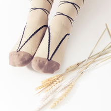 Cargar imagen en el visor de la galería, Calcetines valencianos con dibujo de espardenya.