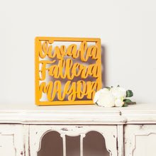 Cargar imagen en el visor de la galería, Decoración de corcho. Viva la Fallera Mayor.
